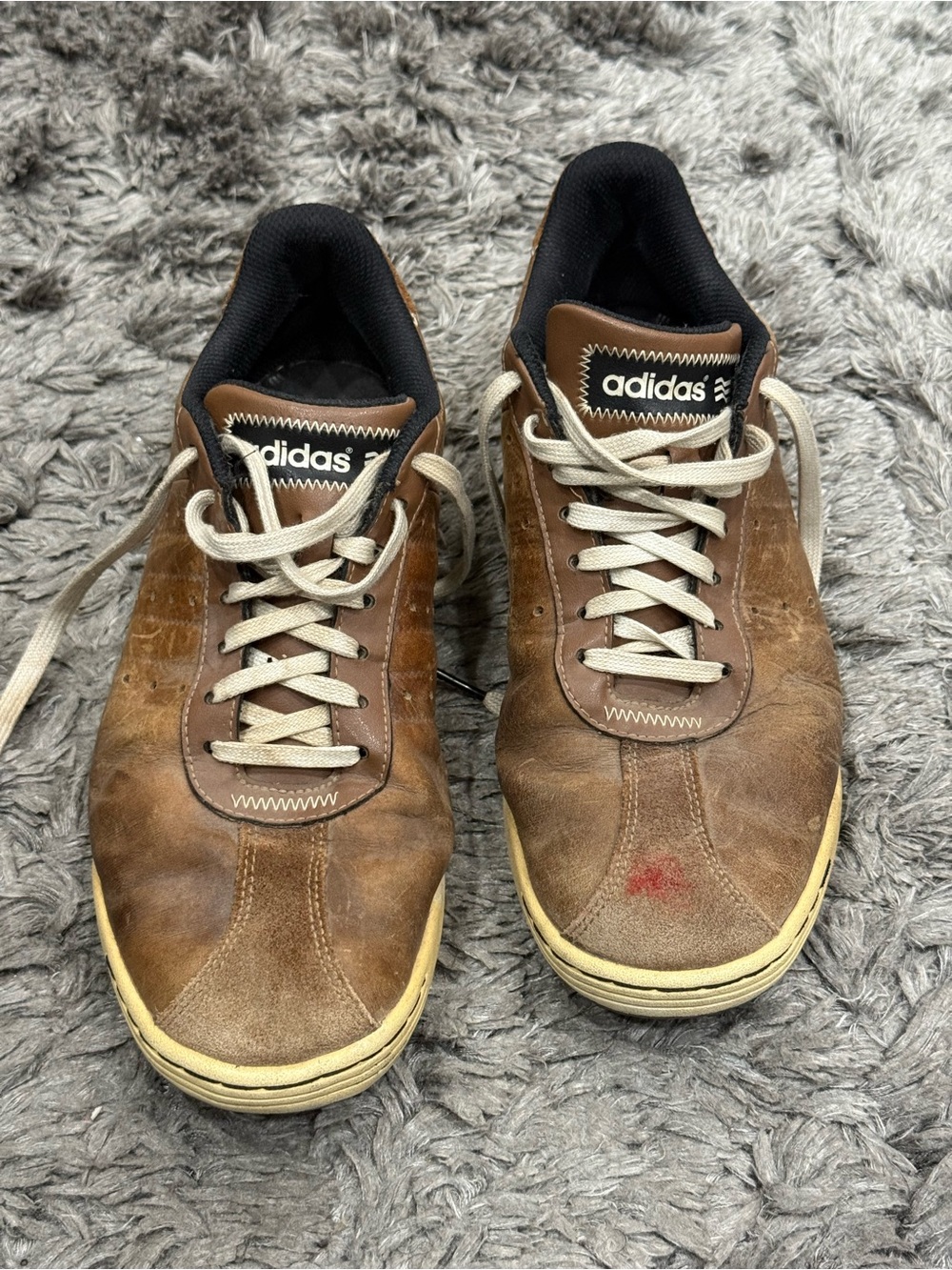 Adidas Men's Sneakers Golf Spikeless Shoes Brown Leather Size 9 Lace-up.